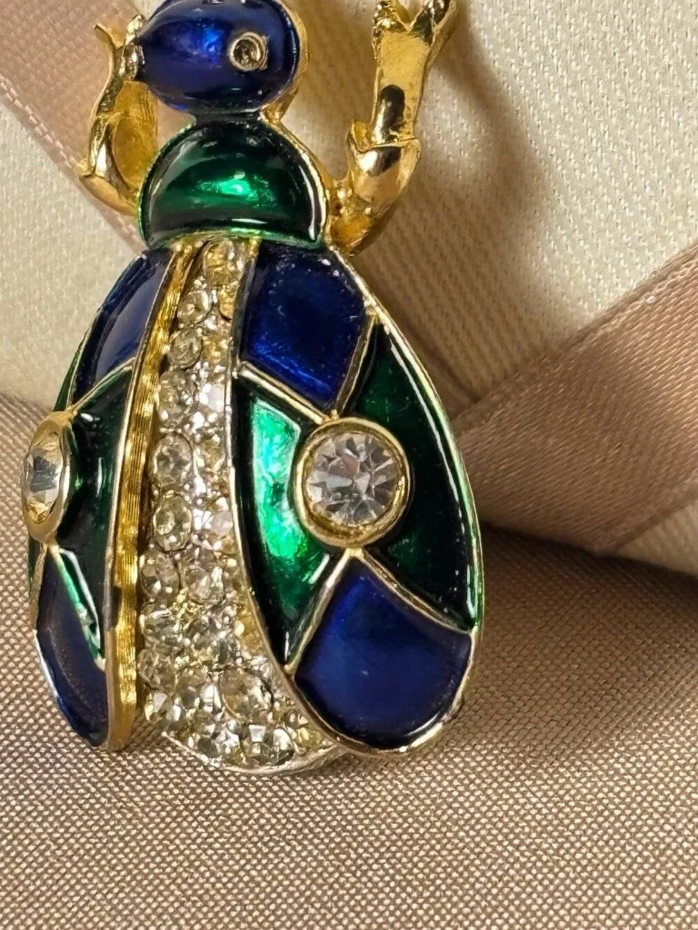 Vintage Gold Plated Green Blue Enamel Rhinestone Bug Brooch Pin Collectible A71 - Picture 3 of 8